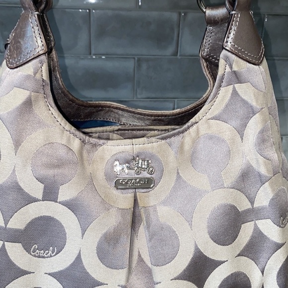 Coach Madison Maggie OpArt Silver, Gray - Picture 3 of 12